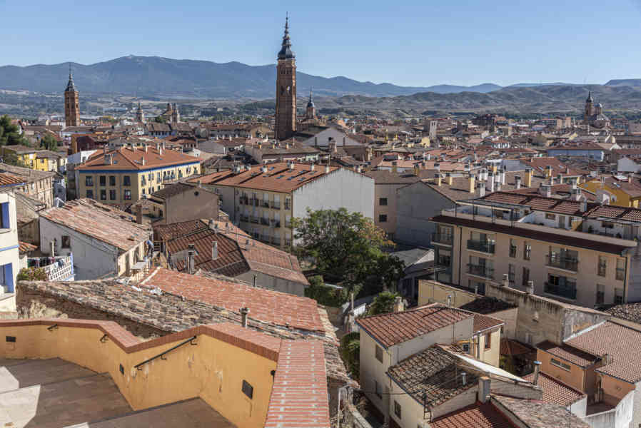 Zaragoza - Calatayud 01.jpg